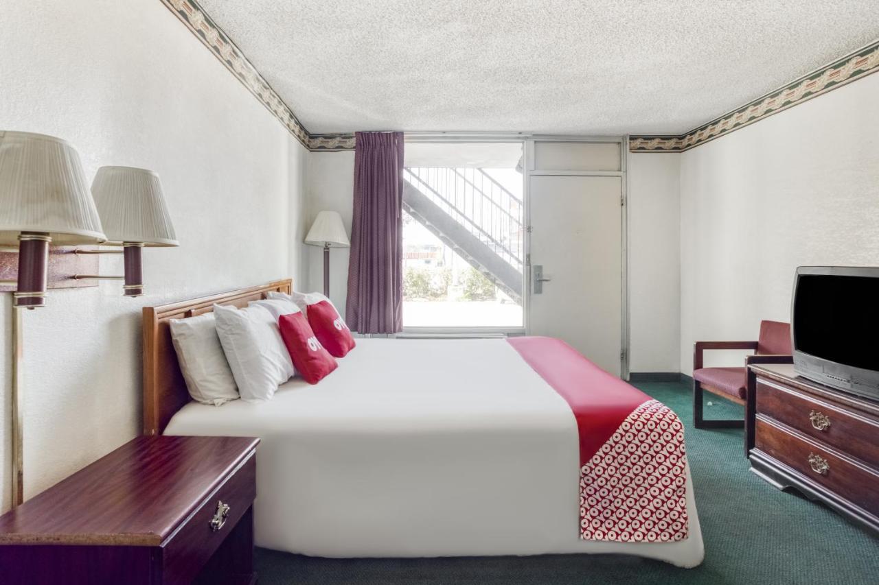 Hotel Walterboro Southwest Экстерьер фото