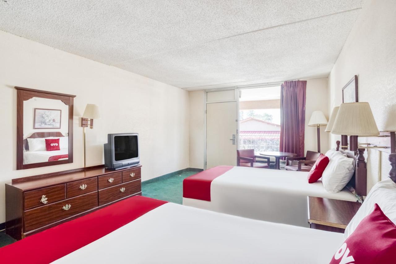 Hotel Walterboro Southwest Экстерьер фото