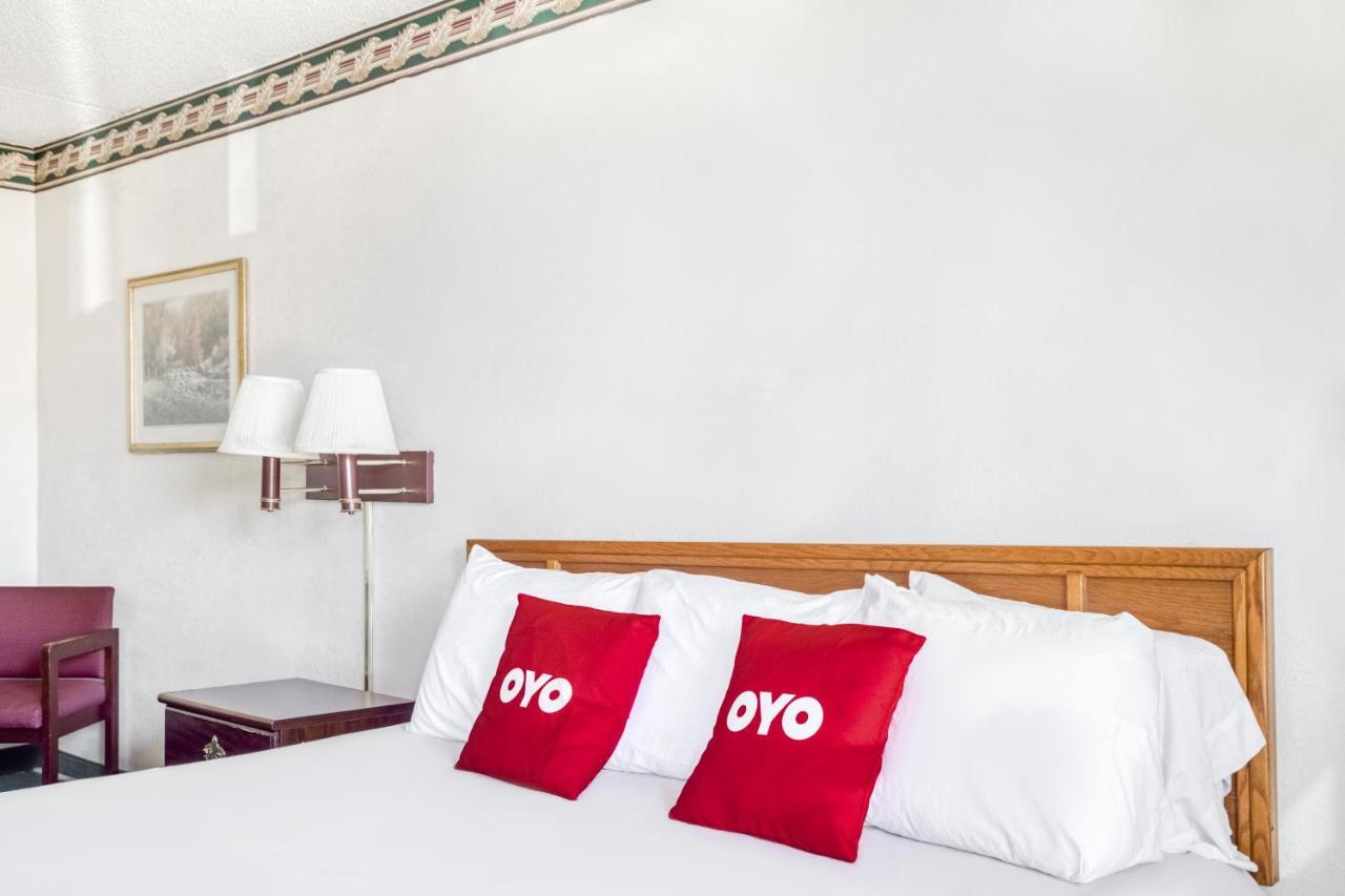 Hotel Walterboro Southwest Экстерьер фото